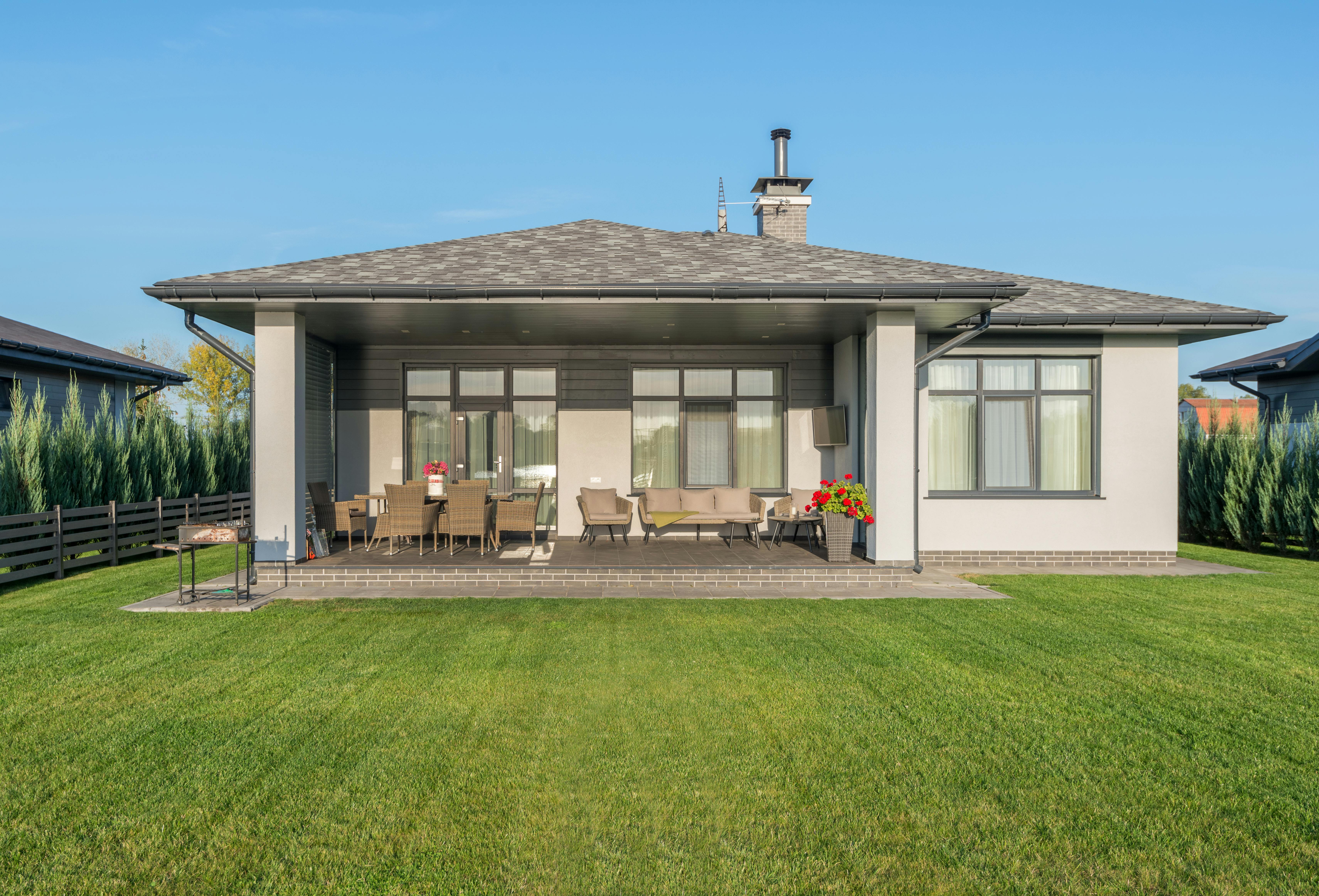 Professional coach homes and mini homes in Peterborough, Lindsay and Kawartha Lakes by Visture Property Group