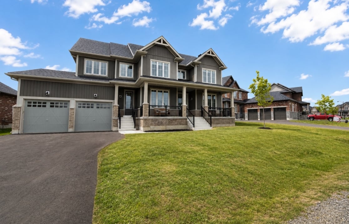 1 79 Golden Meadows Exterior