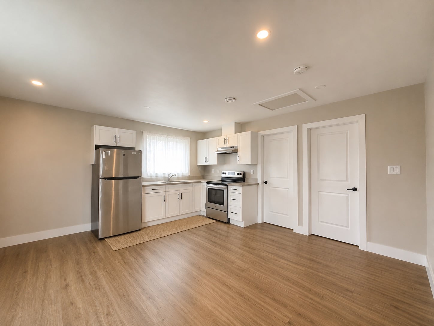 1 ADU 236 Codrington Living Space